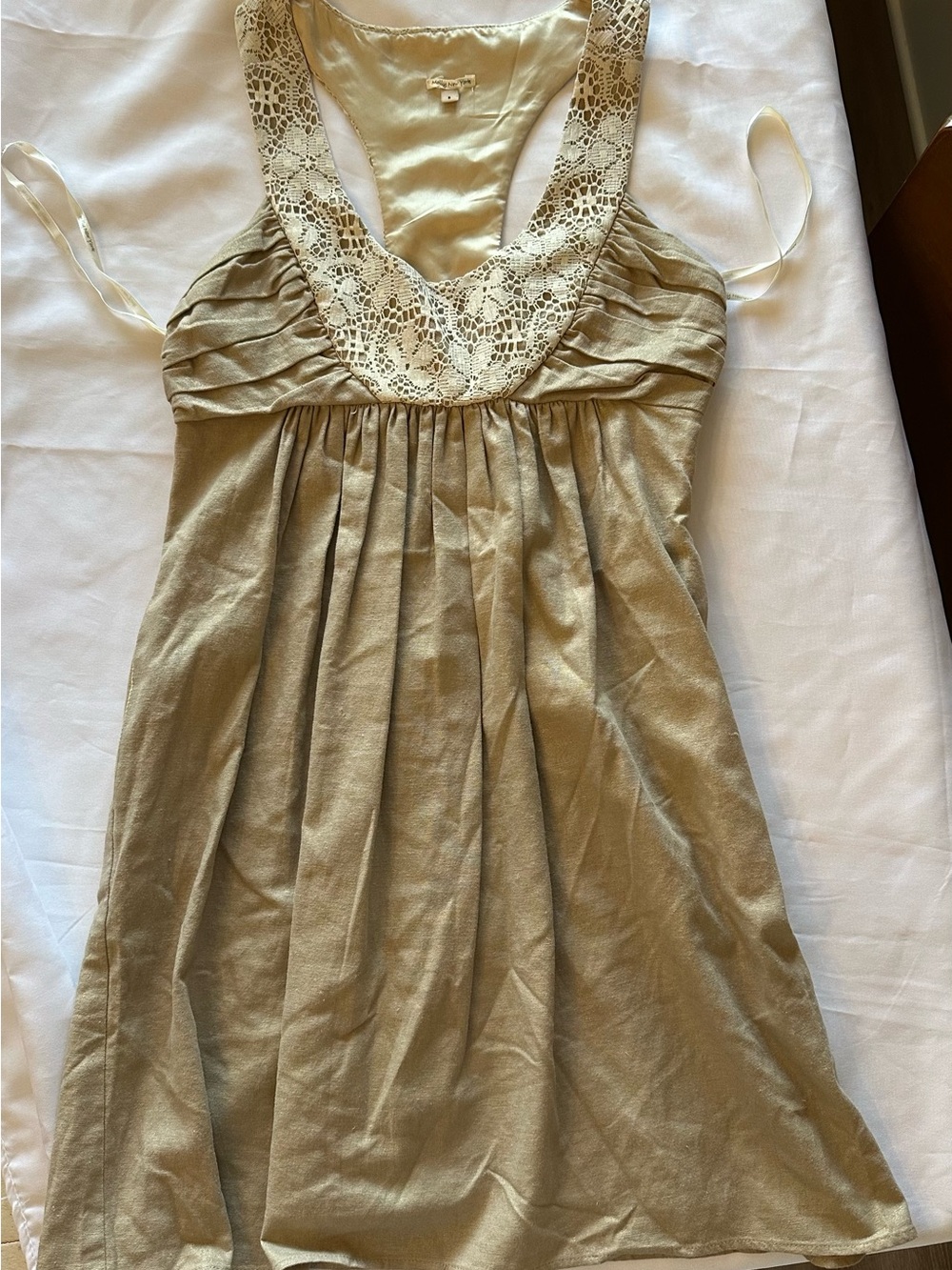 Molly New York Cream dress Label Tag